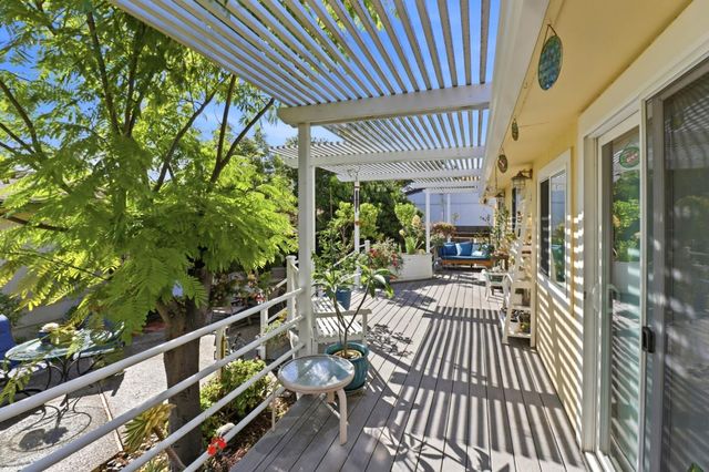213 Mountain Springs Drive 213, San Jose, CA 95136