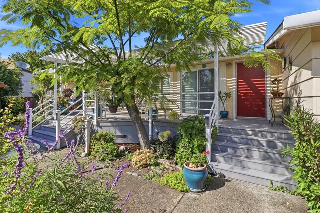 213 Mountain Springs Drive 213, San Jose, CA 95136