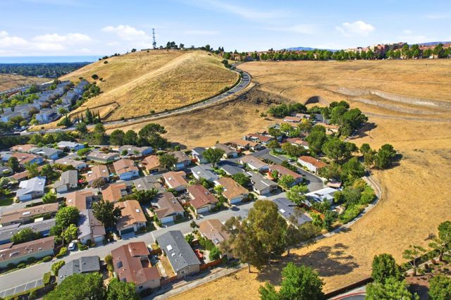 213 Mountain Springs Drive 213, San Jose, CA 95136
