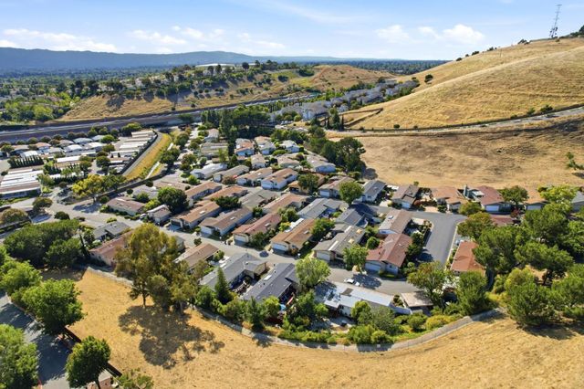 213 Mountain Springs Drive 213, San Jose, CA 95136