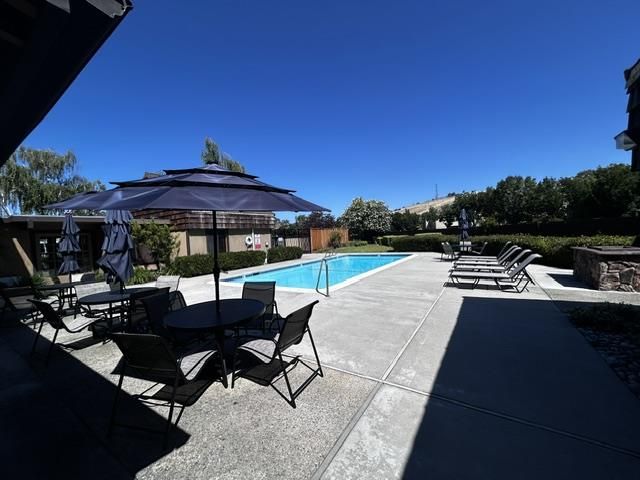 213 Mountain Springs Drive 213, San Jose, CA 95136