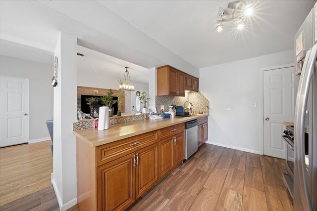 6414 37th Street, Berwyn, IL 60402