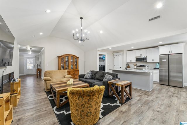 1004 SPRING VIEW LANE, Clanton, AL 35046