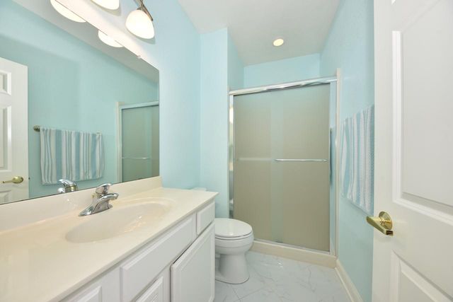 N59W17764 Meadow COURT, Menomonee Falls, WI 53051