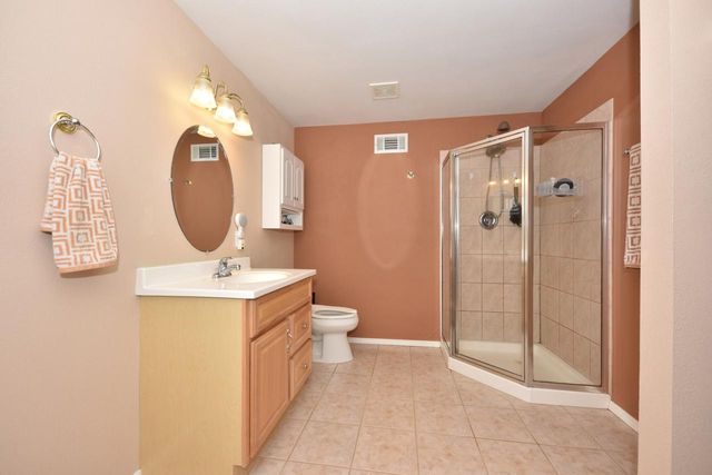 N59W17764 Meadow COURT, Menomonee Falls, WI 53051