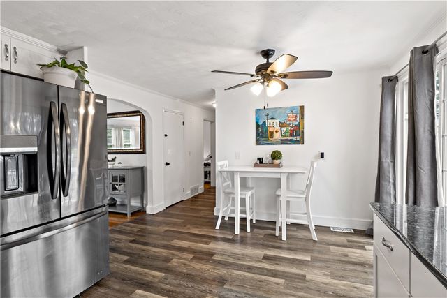 756 Metacom Avenue, Bristol, RI 02809
