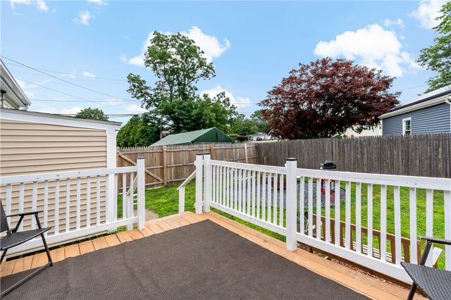 756 Metacom Avenue, Bristol, RI 02809