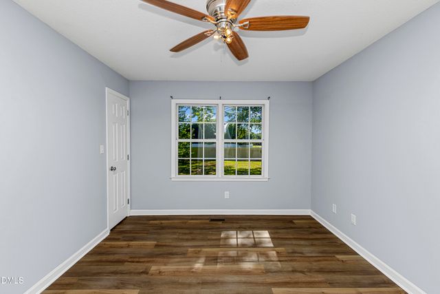 104 Sunset Drive, Dunn, NC 28334