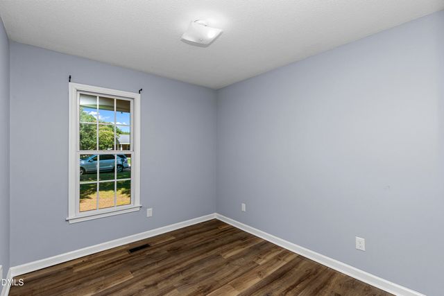104 Sunset Drive, Dunn, NC 28334
