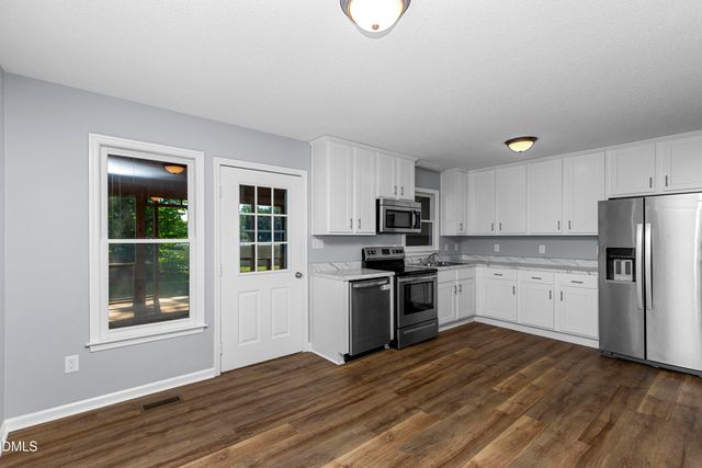 104 Sunset Drive, Dunn, NC 28334