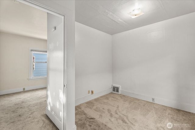 6533 5th Avenue NW, Seattle, WA 98117