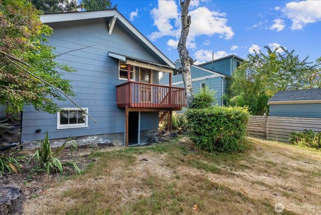 6533 5th Avenue NW, Seattle, WA 98117