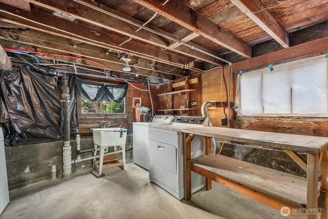 6533 5th Avenue NW, Seattle, WA 98117