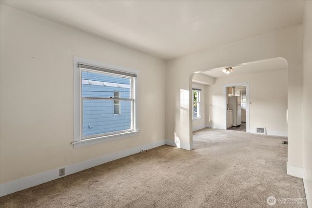 6533 5th Avenue NW, Seattle, WA 98117
