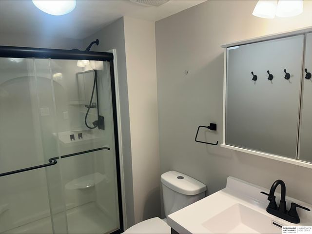 2332 NW 50th Street, Lincoln, NE 68524