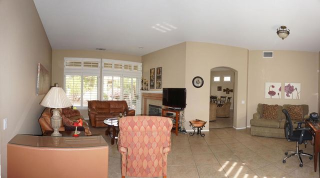 78590 Pleasant Drive, Palm Desert, CA 92211