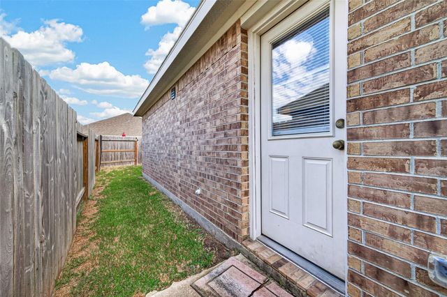19814 Epirus Shores Drive, Hockley, TX 77447