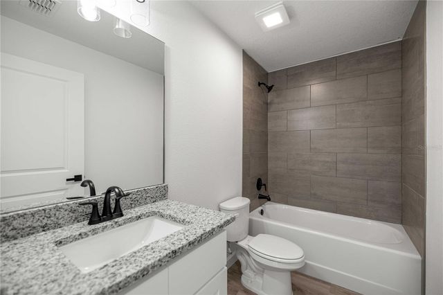 24013 NW TAMARIND LANE, Dunnellon, FL 34431