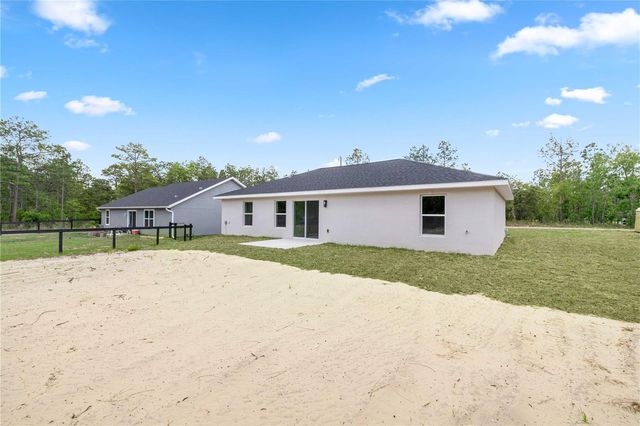 24013 NW TAMARIND LANE, Dunnellon, FL 34431