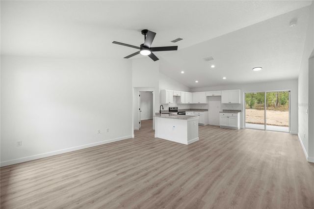 24013 NW TAMARIND LANE, Dunnellon, FL 34431