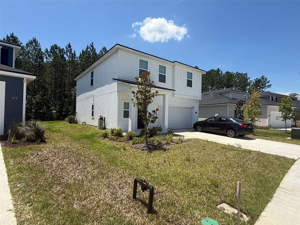Image 2 of property listing at 4984 BIG PINE DRIVE, Jacksonville, FL 32218