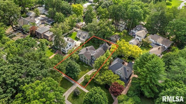 1525 S Wiggins Avenue, Springfield, IL 62704