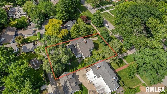 1525 S Wiggins Avenue, Springfield, IL 62704