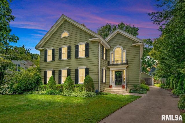 1525 S Wiggins Avenue, Springfield, IL 62704