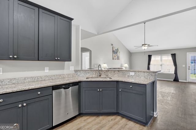 321 Daniel Trent Way, Kingsland, GA 31548