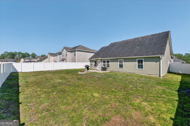 321 Daniel Trent Way, Kingsland, GA 31548