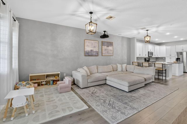 11613 SW 13th Court, Pembroke Pines, FL 33025
