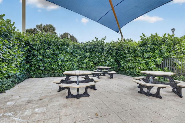 11613 SW 13th Court, Pembroke Pines, FL 33025