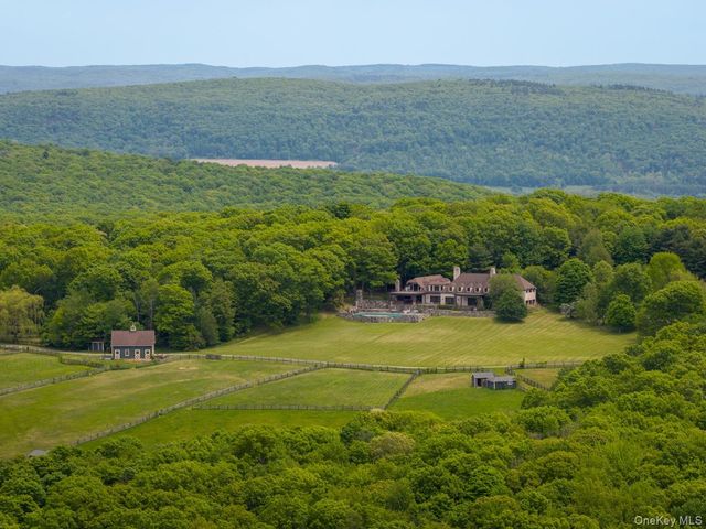 26 Mountain Farm Road, Millerton, NY 12546
