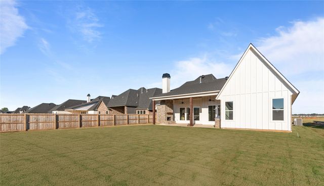 608 Danube Circle, Bossier City, LA 71111