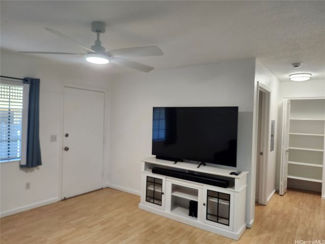 91-1032 Kaiau Avenue 8D, Kapolei, HI 96707