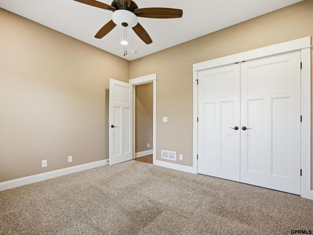 1505 S 208th Street, Elkhorn, NE 68022