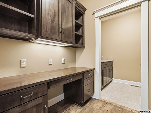 1505 S 208th Street, Elkhorn, NE 68022