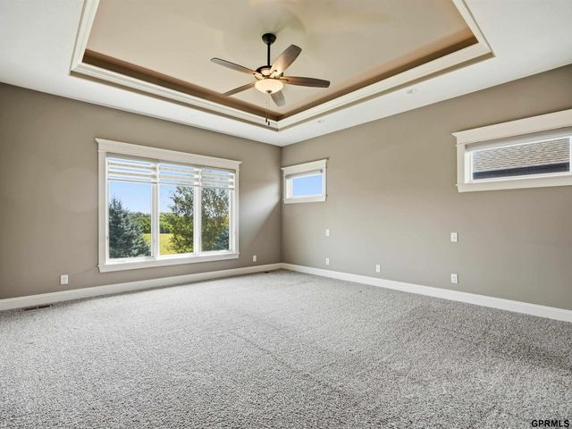 1505 S 208th Street, Elkhorn, NE 68022