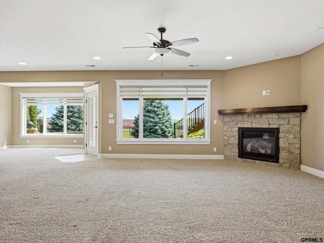 1505 S 208th Street, Elkhorn, NE 68022