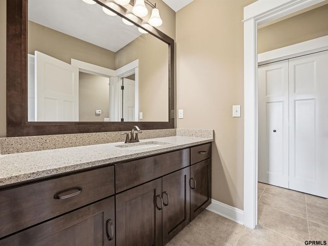 1505 S 208th Street, Elkhorn, NE 68022