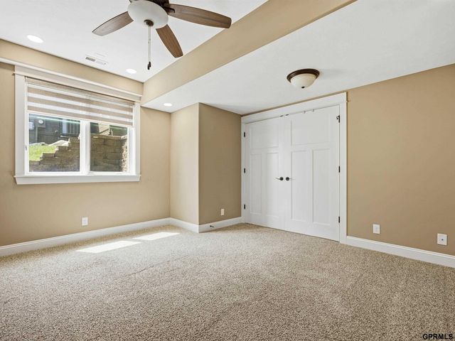 1505 S 208th Street, Elkhorn, NE 68022