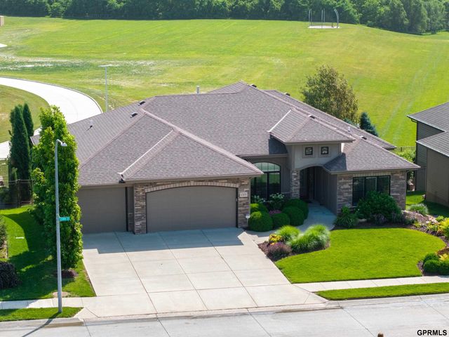 1505 S 208th Street, Elkhorn, NE 68022