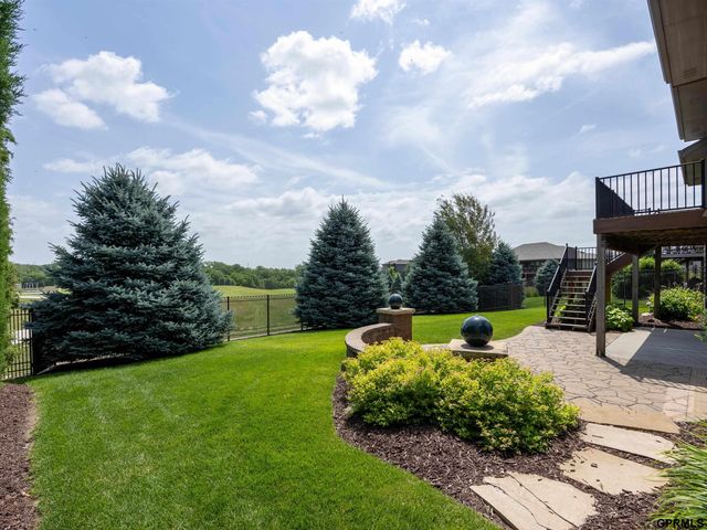 1505 S 208th Street, Elkhorn, NE 68022