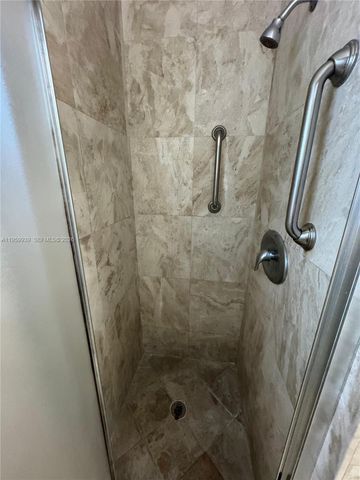 7930 NW 21st Ct, Sunrise, FL 33322