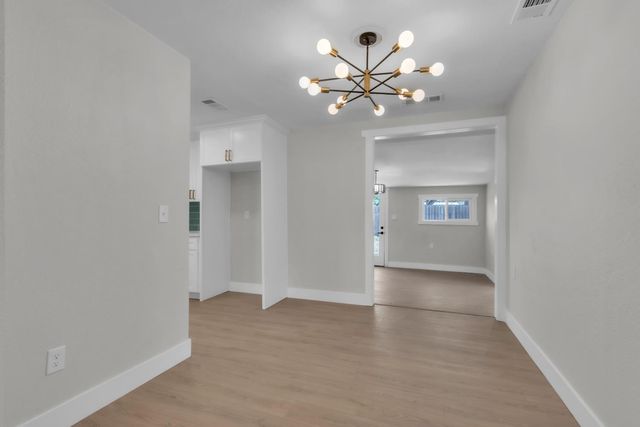 4941 Alcott Dr, Sacramento, CA 95820
