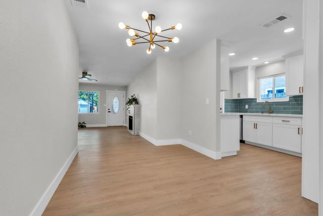 4941 Alcott Dr, Sacramento, CA 95820