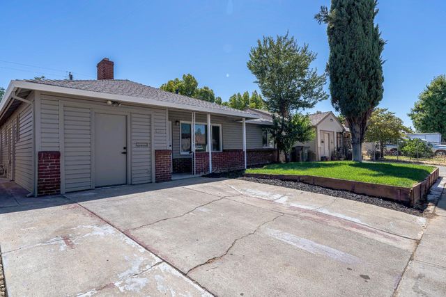 4941 Alcott Dr, Sacramento, CA 95820