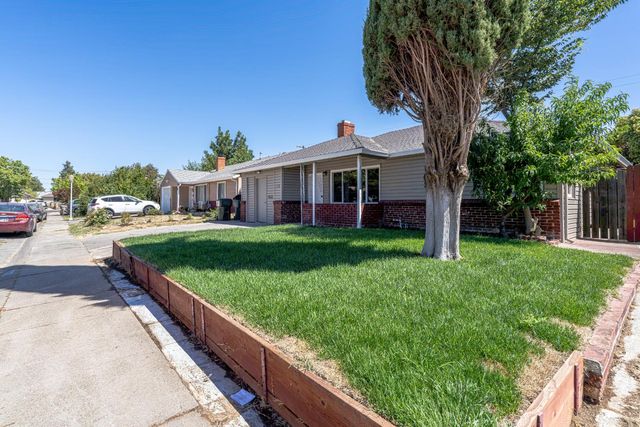 4941 Alcott Dr, Sacramento, CA 95820