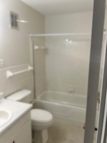 4009 Old Shell Road C16, Mobile, AL 36608