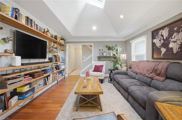 900 Princess Anne RD, Virginia Beach, VA 23457